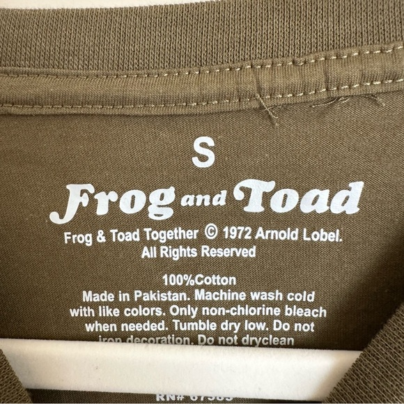 NWT Frog and Toad size small Long Sleeve T Shirt Top Green Book Characters New - Picture 5 of 5